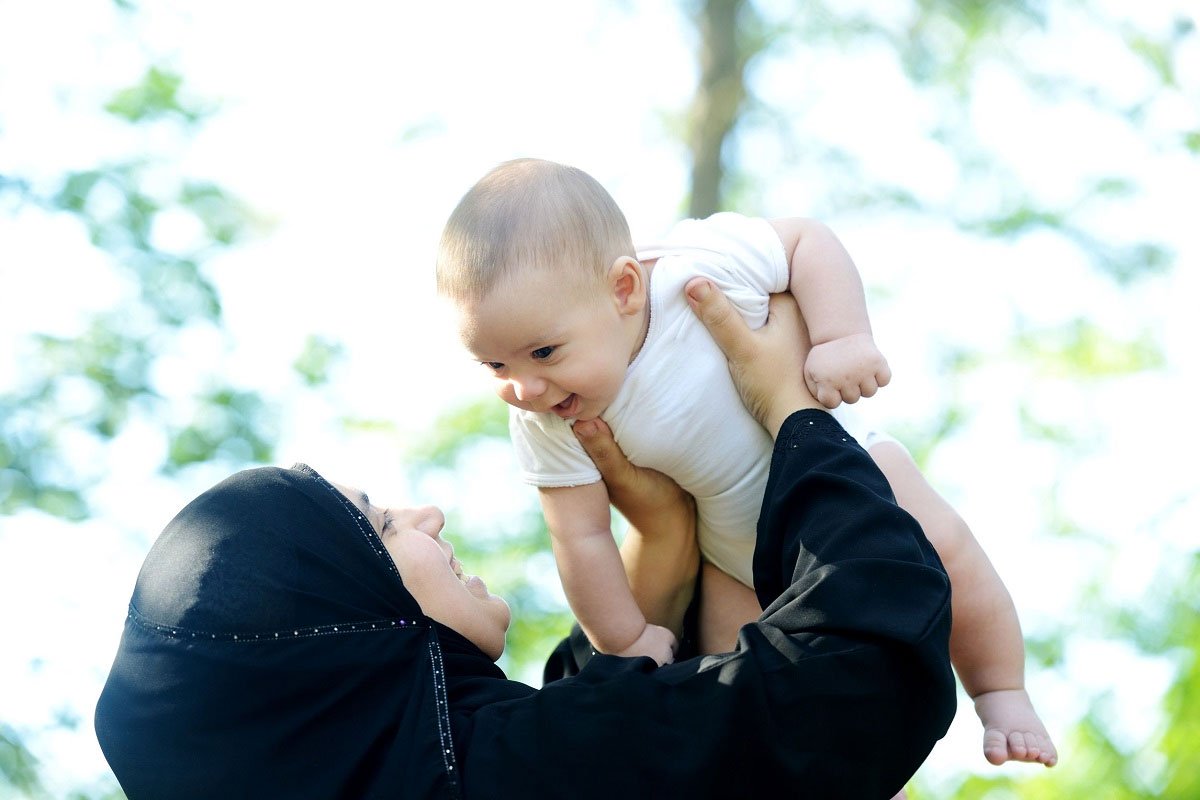 رؤية الام في المنام - ما هو حقيقة الحلم بالام في الاحلام هل ترمز الى شئ 3797 2